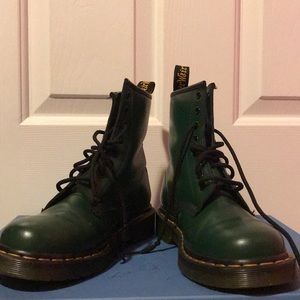 Doc Martens- size 7 (37)